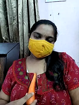 Snapshot of lovely-latha chatting on February 2025 04:36:01 PM lovely-latha online show from February 2025 04:36:01 PM