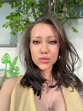 goodforKarina online show from April 2026 02:03:02 PM