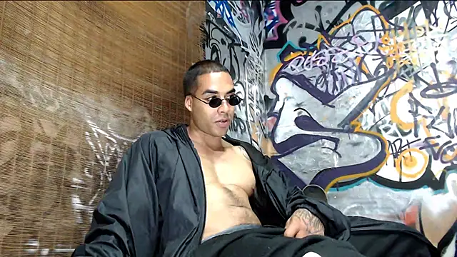 Snapshot of Justin_Frank chatting on March 2025 11:27:02 PM Justin Frank online show from March 2025 11:27:02 PM