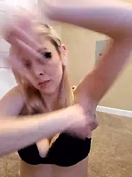 AmethystFoxx online show from January 2026 10:26:01 PM