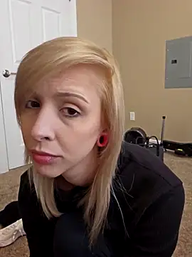 AmethystFoxx online show from February 2026 09:27:02 PM