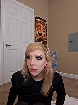 AmethystFoxx online show from April 2026 06:23:02 PM