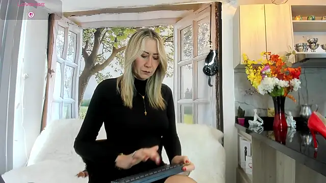 ashleymilf 1 online show from April 2026 03:31:01 PM