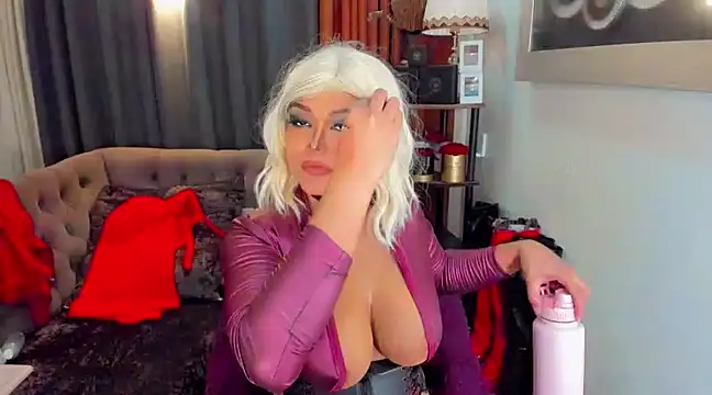 Snapshot of AsianHotieTS chatting on March 2025 07:21:02 PM AsianHotieTS online show from March 2025 07:21:02 PM