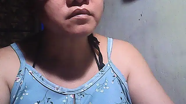 Snapshot of sweetsosie18 chatting on April 2026 08:07:01 AM sweetsosie18 online show from April 2026 08:07:01 AM