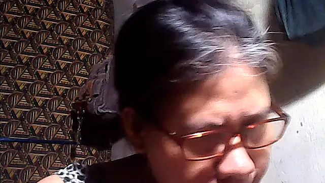 Snapshot of sweetsosie18 chatting on April 2026 04:05:01 PM sweetsosie18 online show from April 2026 04:05:01 PM