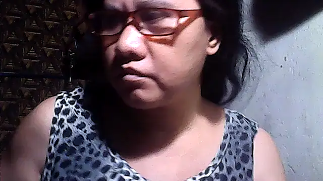 Snapshot of sweetsosie18 chatting on April 2026 02:27:02 AM sweetsosie18 online show from April 2026 02:27:02 AM
