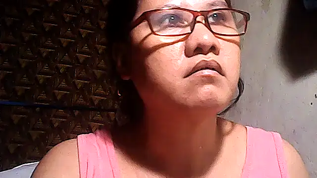 Snapshot of sweetsosie18 chatting on April 2026 03:10:01 AM sweetsosie18 online show from April 2026 03:10:01 AM
