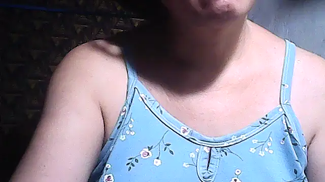 Snapshot of sweetsosie18 chatting on May 2026 07:08:01 PM sweetsosie18 online show from May 2026 07:08:01 PM