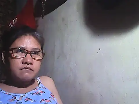 Snapshot of sweetsosie18 chatting on May 2026 04:07:02 AM sweetsosie18 online show from May 2026 04:07:02 AM