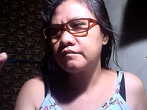 Snapshot of sweetsosie18 chatting on June 2026 11:01:02 AM sweetsosie18 online show from June 2026 11:01:02 AM