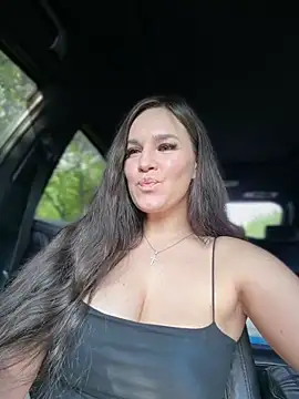 Snapshot of Niki_li chatting on July 2026 03:23:01 AM Niki li online show from July 2026 03:23:01 AM