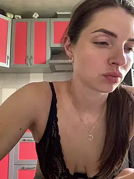 SeducingYoghourt online show from July 2026 01:36:02 PM