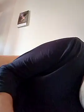 makau1 online show from February 2025 12:54:01 PM