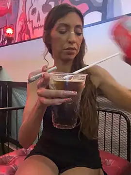 Snapshot of amanilouve chatting on March 2025 08:14:02 PM amanilouve online show from March 2025 08:14:02 PM