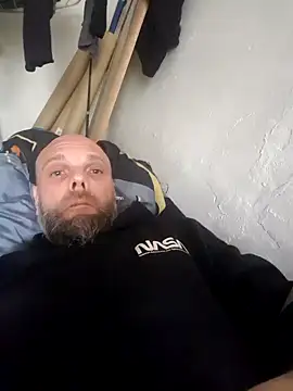 Snapshot of Ladyshaker82 chatting on February 2025 12:25:02 PM Ladyshaker82 online show from February 2025 12:25:02 PM