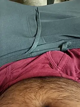 24HOTBOY25 online show from April 2026 06:23:01 PM