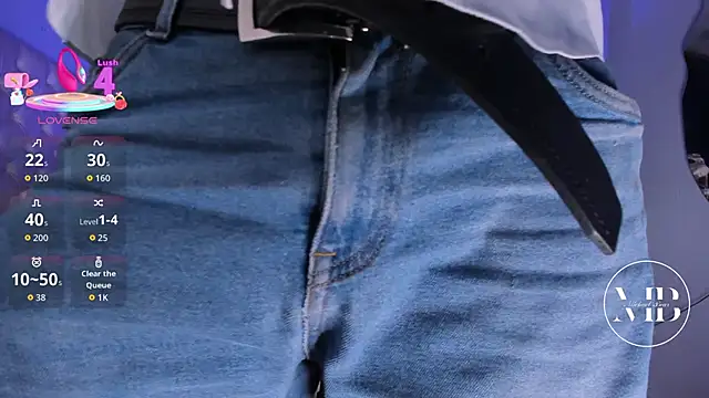 MichaelBear  online show from October 2025 04:46:01 PM