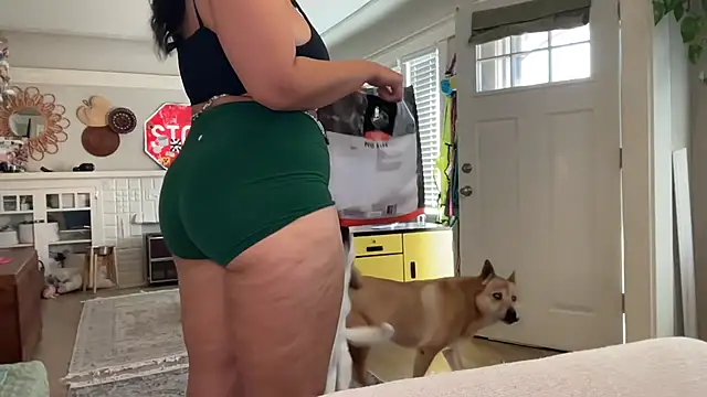 Snapshot of dreamyriri chatting on February 2026 09:46:01 PM dreamyriri online show from February 2026 09:46:01 PM