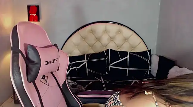 Snapshot of WeezyBabyXoxo chatting on February 2025 02:25:01 AM WeezyBabyXoxo online show from February 2025 02:25:01 AM