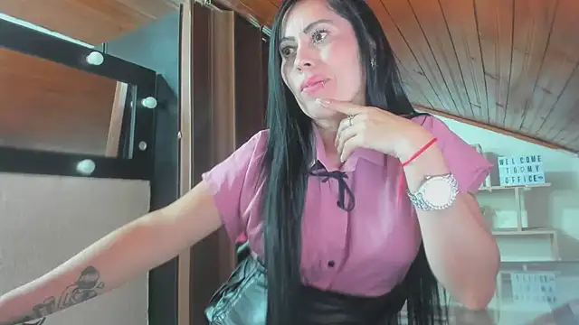 Snapshot of Tania_mature chatting on January 2025 10:30:02 PM Tania mature online show from January 2025 10:30:02 PM