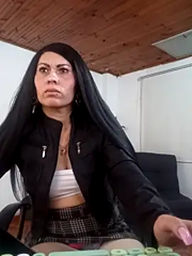 Tania mature online show from October 2025 05:40:02 PM