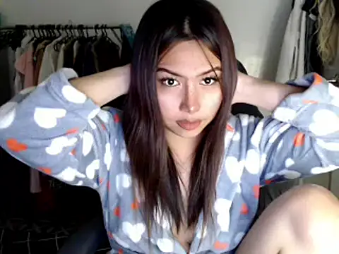 urqueendominant online show from February 2025 07:22:02 AM