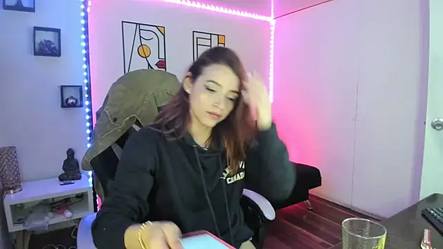 kay marie online show from January 2025 12:07:01 AM