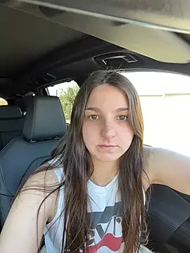 DoriDeluxe66 online show from March 2025 10:19:01 AM