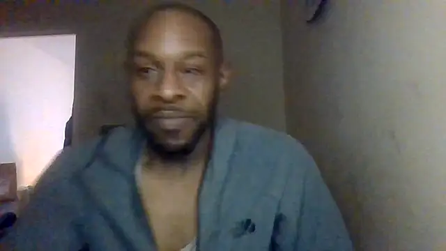 CuzzyB69 online show from November 2025 02:44:02 AM