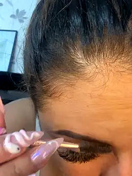 Emiily W online show from December 2025 10:24:01 AM