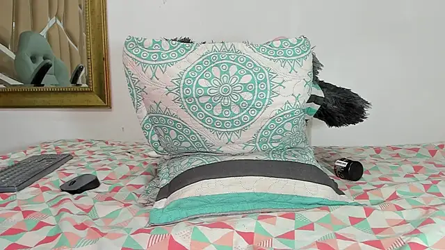 naia blessed online show from February 2025 10:23:02 PM