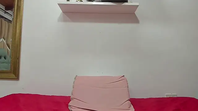 naia blessed online show from February 2025 07:14:01 PM