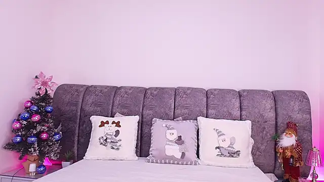 naia blessed online show from December 2025 07:11:01 PM