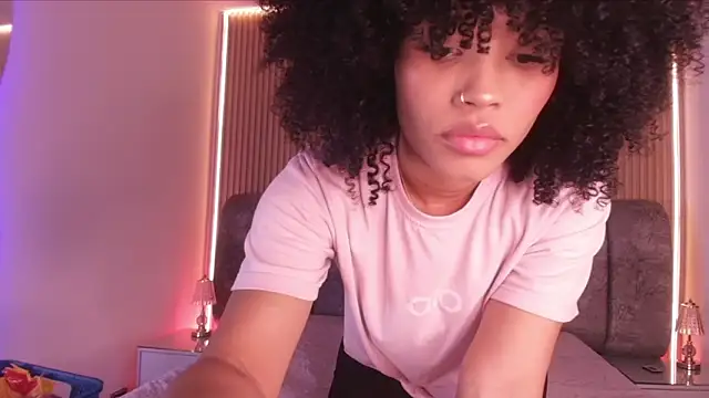 Snapshot of naia_blessed chatting on March 2026 07:09:01 PM naia blessed online show from March 2026 07:09:01 PM