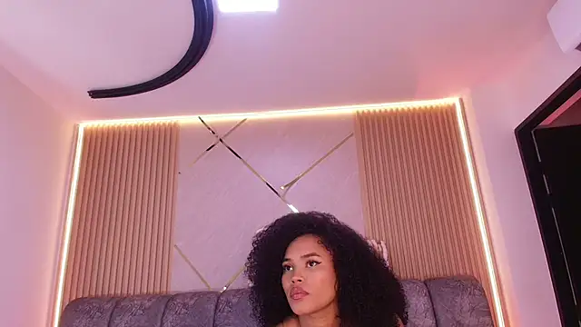 naia blessed online show from April 2026 07:19:01 PM