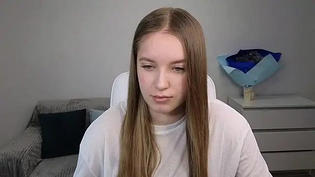 EvaMaddison online show from January 2025 05:50:02 AM