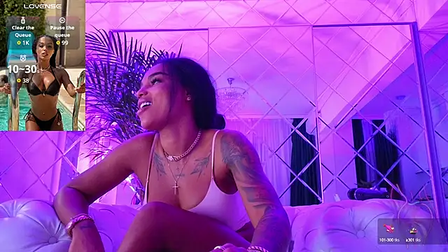 KimiBrown online show from November 2025 09:31:01 AM