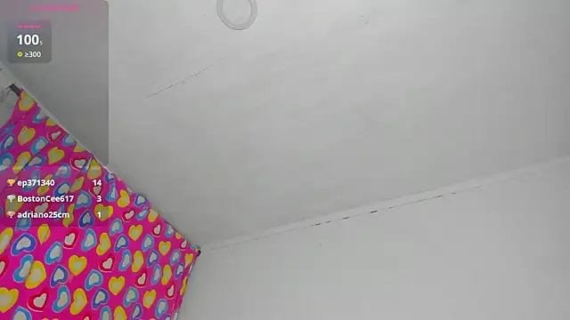 Snapshot of caroline_tovar chatting on March 2025 06:59:02 AM caroline tovar online show from March 2025 06:59:02 AM