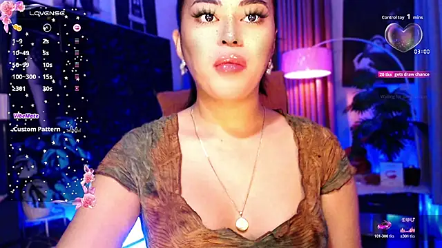 Thalia Cambridge online show from November 2025 11:35:01 PM