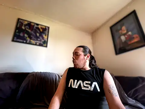 lucasgalacticman online show from November 2025 03:47:01 PM