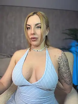 Snapshot of Kalli_Fornia chatting on July 2026 09:26:01 AM Kalli Fornia online show from July 2026 09:26:01 AM