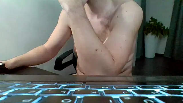 Horney boy86 online show from March 2025 10:52:02 PM