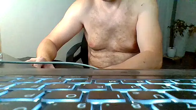 Horney boy86 online show from September 2025 10:24:02 PM