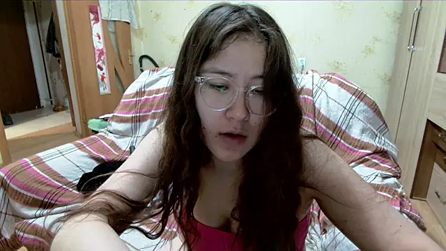 Riz girl online show from April 2026 06:10:01 PM