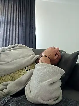 Snapshot of Adry1986 chatting on September 2025 11:48:01 AM Adry1986 online show from September 2025 11:48:01 AM