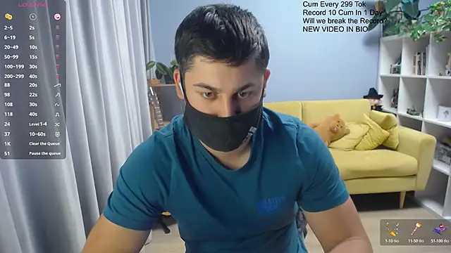 Snapshot of Tomguys chatting on May 2026 10:36:01 AM Tomguys online show from May 2026 10:36:01 AM