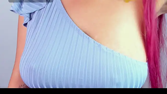 MaiaPetitte  online show from December 2025 12:40:02 AM