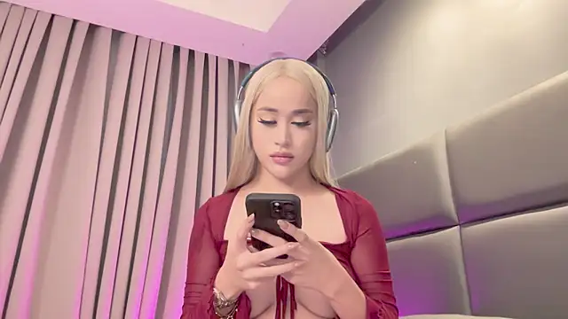 Carrie Colbyxx online show from November 2025 02:24:02 AM