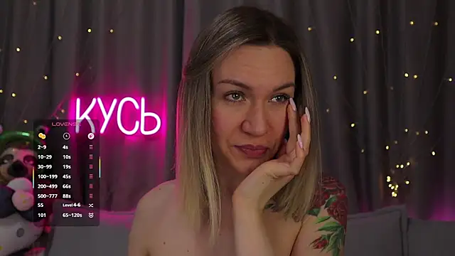  LadyMargo  online show from April 2026 12:39:01 AM